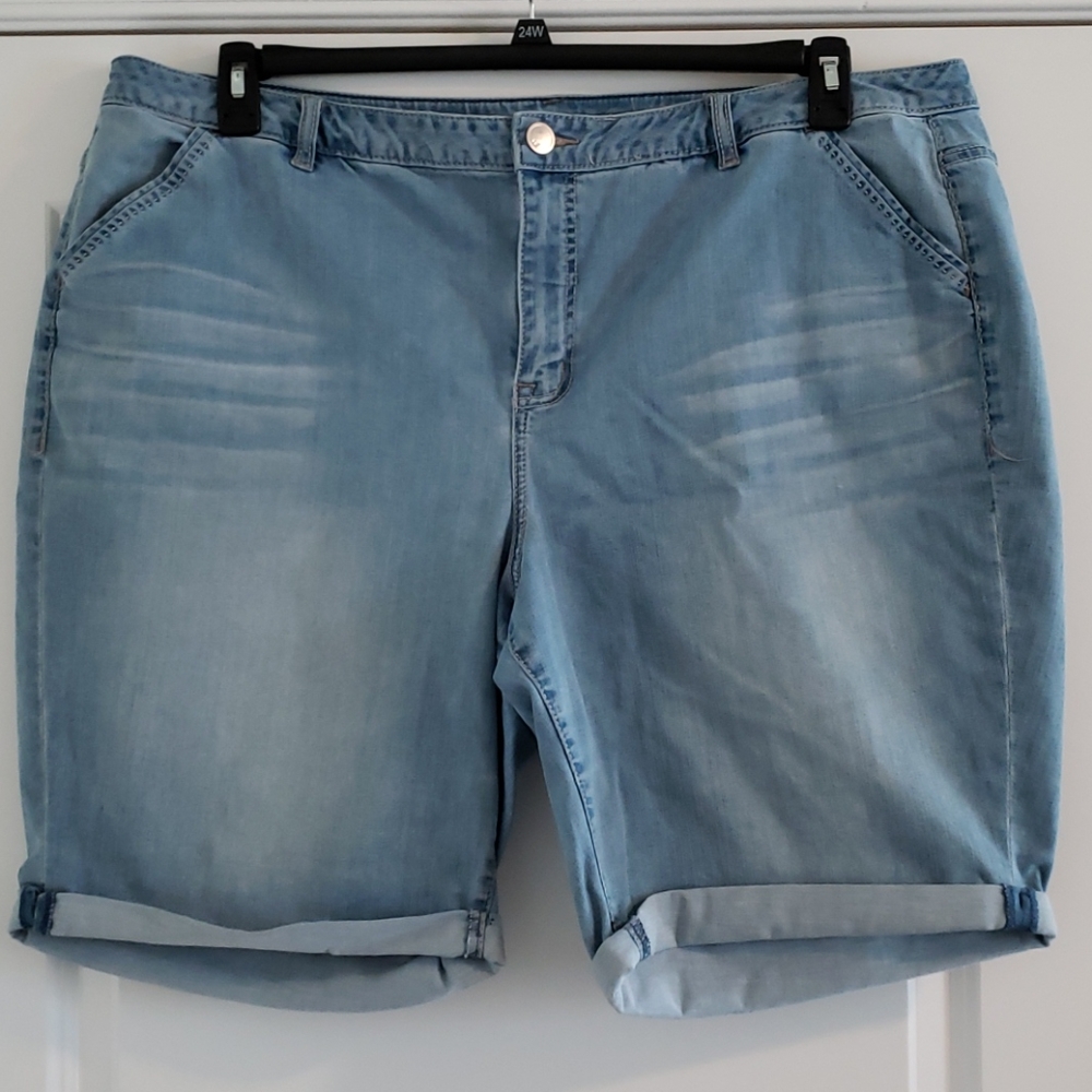 Blue white wash bermuda shorts